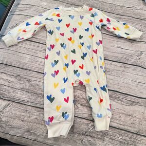 Primary Multicolor Heart Print Kids Sleeper Size 6-12 months